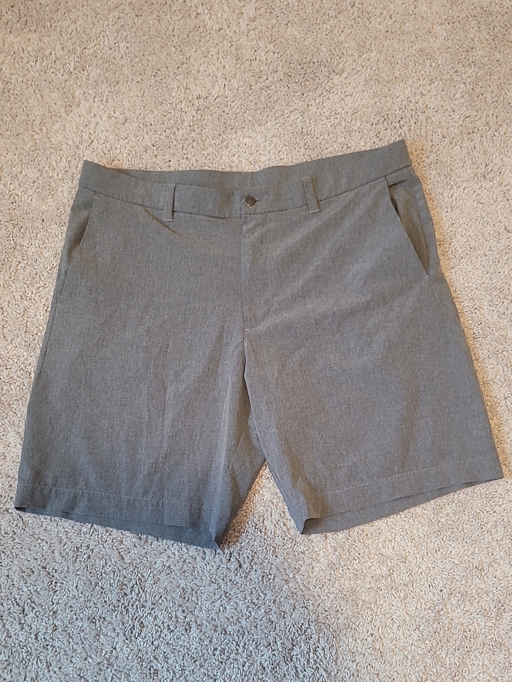 Callaway Men's Gray Performance Flat-Front Shorts